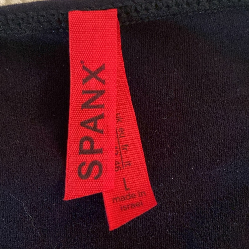 Spanx NWT on top and in control shapewear large - Picture 2 of 6